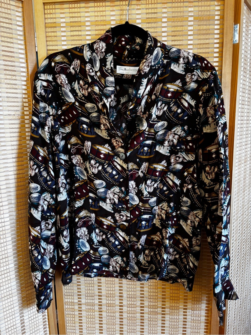 Burberry’s Vintage Silk Blouse 12